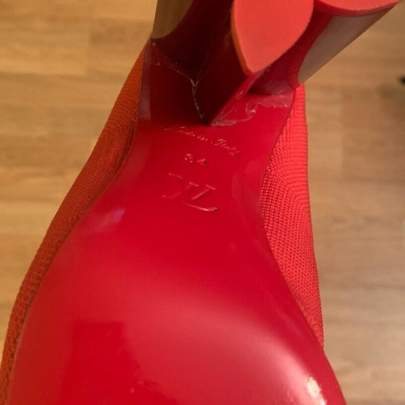 Louis Vuitton women's red cloth high heel boots, size 34 (Euro.), size 4 (U.S.) - Picture 4 of 6